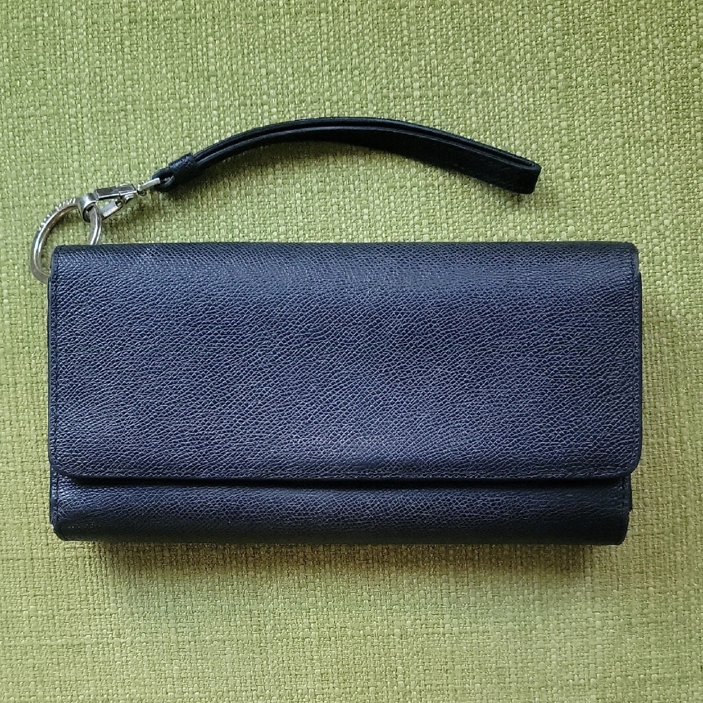 Henri Bendel Black Leather Wristlet